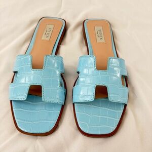 Croc Light blue Sandal Flats